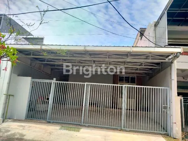 image RUMAH 1 LANTAI LINGKUNGAN NYAMAN KAWASAN MANYAR JAYA (1)