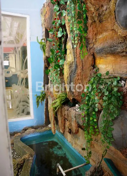 image RUMAH MEWAH 2 LANTAI HOOK DI JUANDA, DEKAT RS SMC & KAMPUS (6)