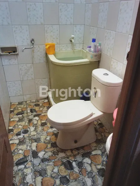 image TURUN HARGA KALIMULYA CILODONG DEPOK. RUMAH LUAS, MULUS DAN ASRI. BEBAS RENOVASI (8)