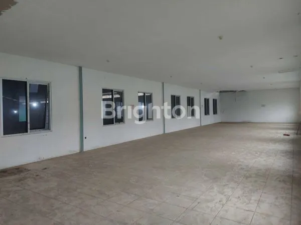 image DISEWAKAN GUDANG DI TEUKU UMAR SAMARINDA (3)