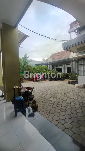 image HUNIAN LUAS DI DAERAH KOMERSIL (2)