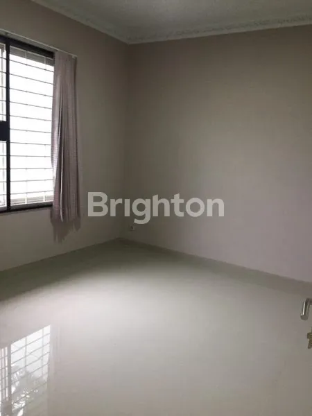 image RUMAH PAKUWON INDAH VILLA BUKIT REGENCY SURABAYA BARAT (5)