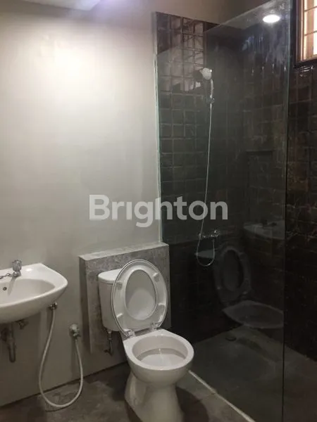 image RUMAH PAKUWON INDAH VILLA BUKIT REGENCY SURABAYA BARAT (2)