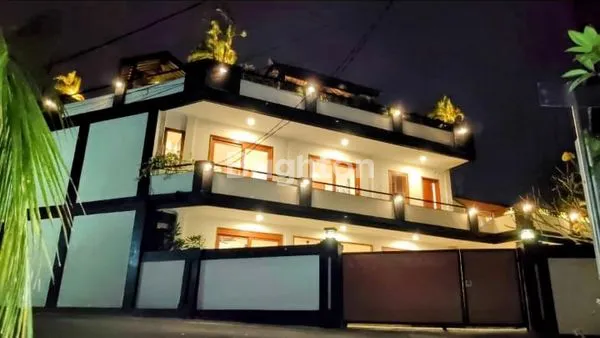 image VILLA MEWAH 2 LANTAI + PRIVATE POOL DI NUSA DUA, BALI (1)