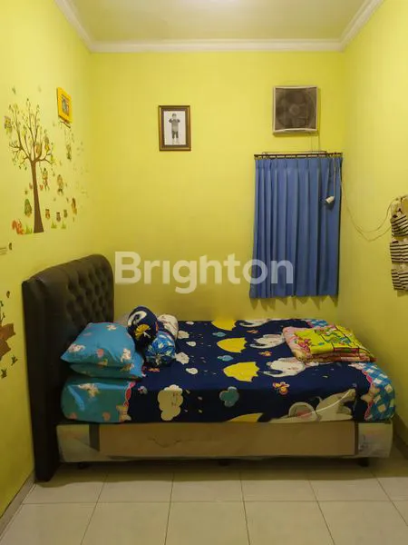 image RUMAH CANTIK DAN SIAP HUNI DENGAN 2 KAMAR TIDUR (4)