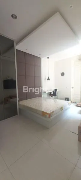 image RUMAH 2 LANTAI PAKUWON (2)