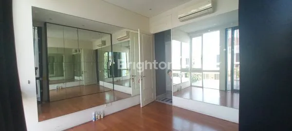 image RUMAH 2 LANTAI PAKUWON (4)