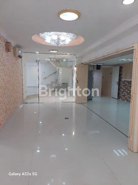 image RUMAH HOEK TANJUNG DUREN 300M² SHM STRATEGIS (5)