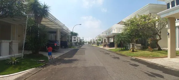 image RUMAH 2 LANTAI PAKUWON (8)