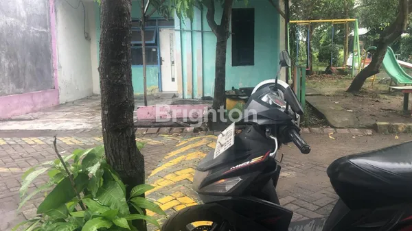 image RUMAH HOEK LOKASI SWAN MENGANI GRESIK !! (1)