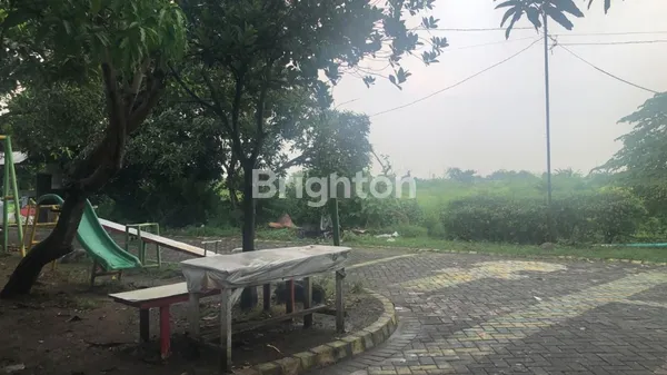 image RUMAH HOEK LOKASI SWAN MENGANI GRESIK !! (2)