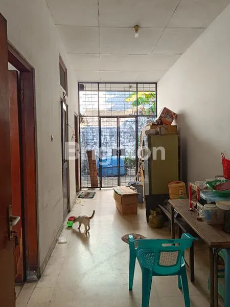 image RUMAH 1 LANTAI BAGUS SIAP HUNI DEKAT TENGAH KOTA SURABAYA GUBENG KERTAJAYA MANYAR KERTOARJO (4)