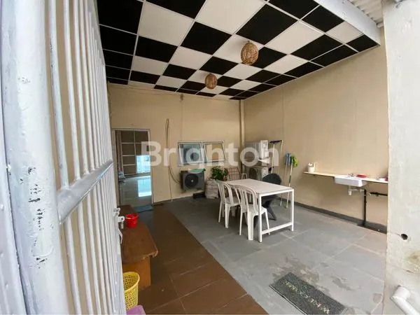 image RUKO MANYAR KERTOARJO 4 LANTAI (5)