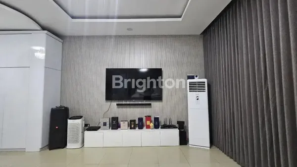 image RUMAH 2.5 LANTAI TAMAN MUTIARA AREA PAKUWON CITY SEMI FURNISH SIAP HUNI BARU RENOV DEKAT KENJERAN, MERR, MULYOSARI, MULYOREJO (5)