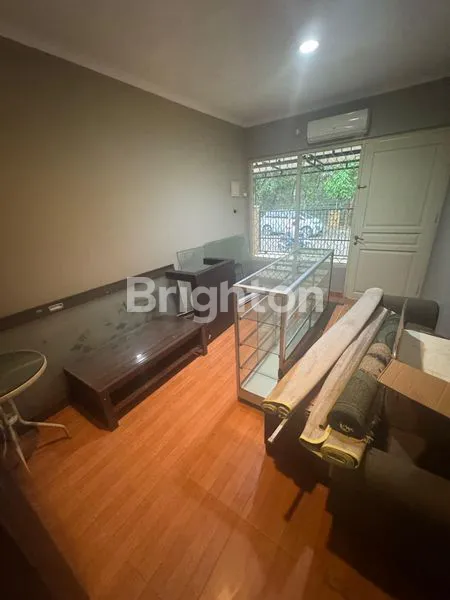 image DISEWAKAN RUMAH STRAGESI DI GIRI LOKA (7)