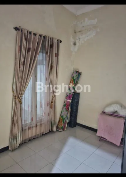 image RUMAH SECONDARY TERAWAT DI PALEM PERTIWI, BARAT SURABAYA (3)