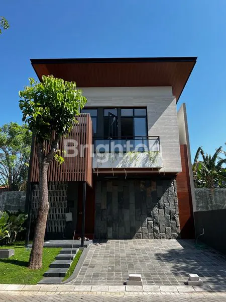 image BRAND NEW RUMAH MEWAH CITRALAND DENGAN PRIVATE POOL & HIGH CEILING (1)
