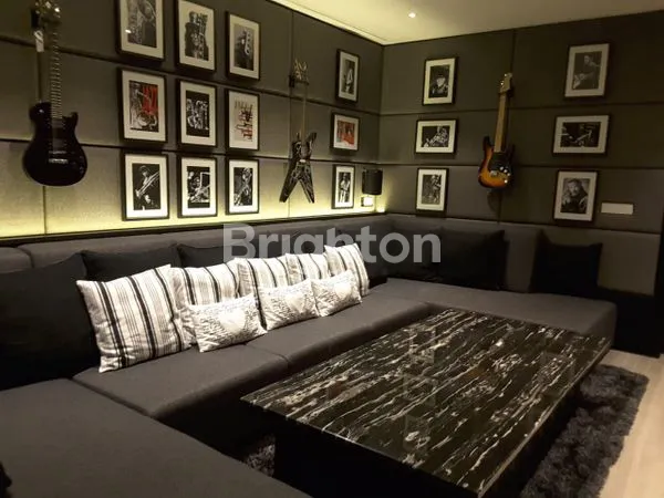 image VILLA MEWAH 6+1 BR FULL FURNISH VIEW DREAMLAND PECATU (3)