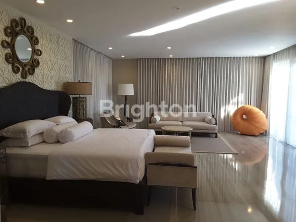 image VILLA MEWAH 6+1 BR FULL FURNISH VIEW DREAMLAND PECATU (6)