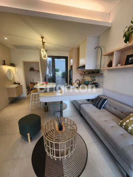 image RUMAH PREMIUM NYAMAN LOKASI SELANGKAH KE BSD  DENGAN HARGA TERJANGKAU (1)