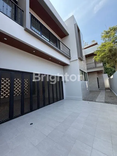 image RUMAH 2 LANTAI BANGUNAN BARU GRESS TENGAH KOTA SALATIGA  (2)