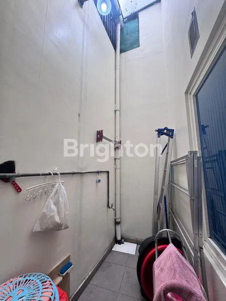 image RUMAH MEWAH FULL FURNISHED DI ANDALUCIA REGENCY DEKAT UNIV. BRAWIJAYA (8)