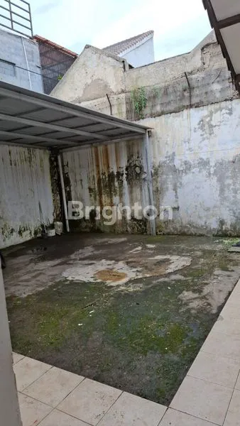 image RUMAH TINGGAL DENGAN HALAMAN BELAKANG LUAS DI BUANASARI LOGAM BANDUNG (8)