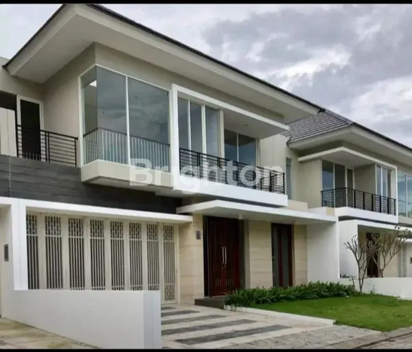 image RUMAH BARU SIAP TINGGALI DI CITRALAND THE GREENLAKE (1)