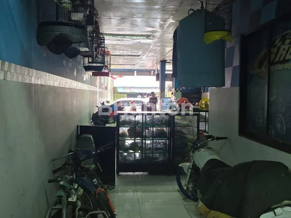 image RUKO 3 LANTAI RAYA MANUKAN LOR SURABAYA LOKASI STRATEGIS RAMAI  (7)