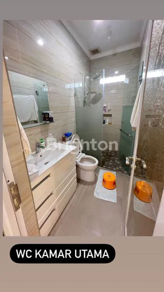 image RUMAH 3 LANTAI DEKAT SANUR DAN JALAN TOL BENOA (8)