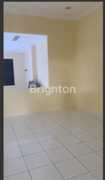 image RUKO PREMIUM DI PINGGIR JALAN RAYA MAHENDRADATA DENPASAR BARAT COCOK UNTUK USAHA MINIMARKET DAN SUPERMARKET (2)