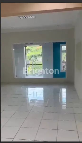 image RUKO PREMIUM DI PINGGIR JALAN RAYA MAHENDRADATA DENPASAR BARAT COCOK UNTUK USAHA MINIMARKET DAN SUPERMARKET (4)