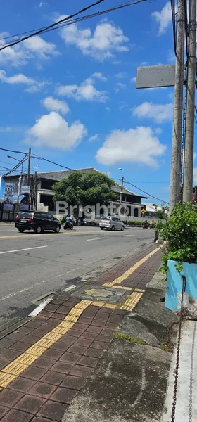 image RUKO PREMIUM DI PINGGIR JALAN RAYA MAHENDRADATA DENPASAR BARAT COCOK UNTUK USAHA MINIMARKET DAN SUPERMARKET (7)