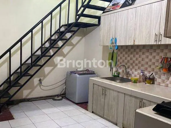 image RUMAH MEWAH 2 LANTAI HOOK DI BINTARO TANGERANG SELATAN DEKAT RS DAN TOL (6)