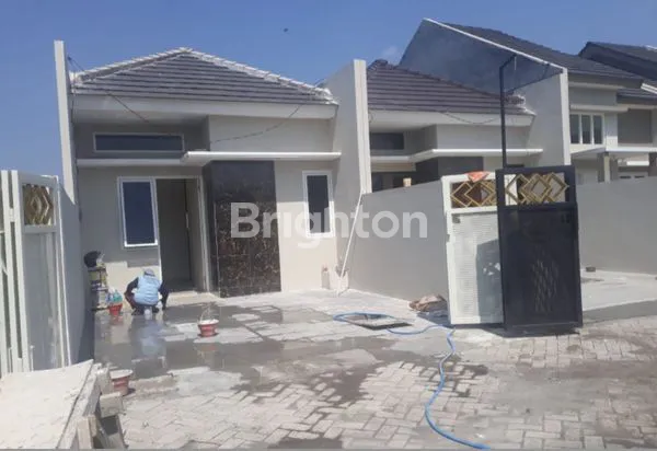 image RUMAH BARU MINIMALIS RUNGKUT, DEKAT KE OERR (1)