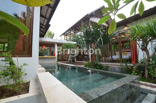 image TROPICAL VILLA 3 BEDROOM FULLY FURNISH IN JIMBARAN (2)