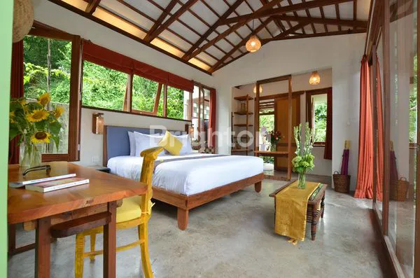 image TROPICAL VILLA 3 BEDROOM FULLY FURNISH IN JIMBARAN (7)