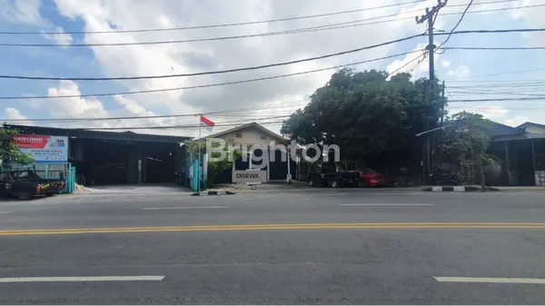 image TANAH 5 ARE BONUS GEDUNG DI TEPI JALAN MAHENDRADATTA, LOKASI PRIMA DI DENPASAR  (2)