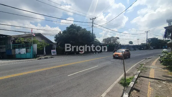 image TANAH 5 ARE BONUS GEDUNG DI TEPI JALAN MAHENDRADATTA, LOKASI PRIMA DI DENPASAR  (4)