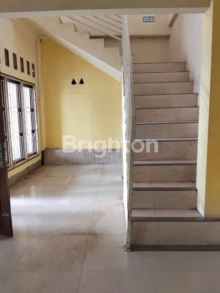 image DISEWAKAN RUMAH MEWAH (7)