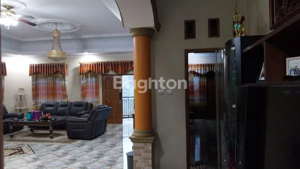 image VILLA MEWAH 5 LANTAI + KOLAM RENANG & KOLAM IKAN, LUAS 889 M², SIAP HUNI (6)