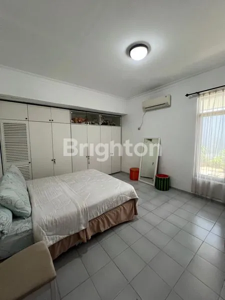 image RUMAH MEWAH 600M2 KONSEP VILLA DI DURI KEPA, RENOVASI TOTAL (6)