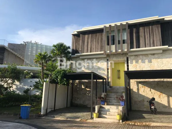 image VILLA MEWAH 4BR FULLY FURNISHED VIEW CANTIK DI JIMBARAN BALI (1)