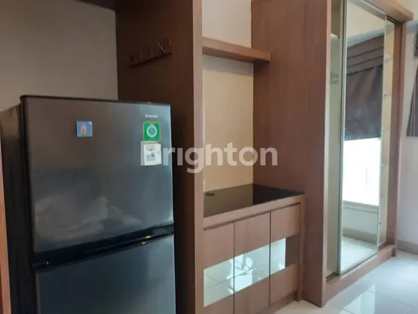 image APARTMENT UC TOWER BERKELEY (1)