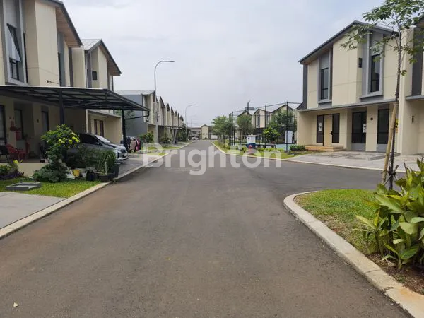 image RUMAH SUVARNA SUTERA CLUSTER ASTHA 8X10 TIPE ALAMANDA (8)