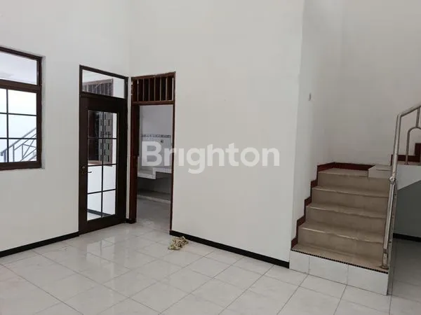 image RUMAH TAMAN PONDOK INDAH MURAH (5)