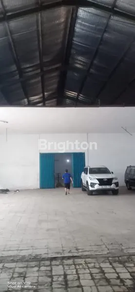 image GUDANG PREMIUM 1800M² + TANAH 3058M² DI KEDUNG COWEK SURABAYA (1)