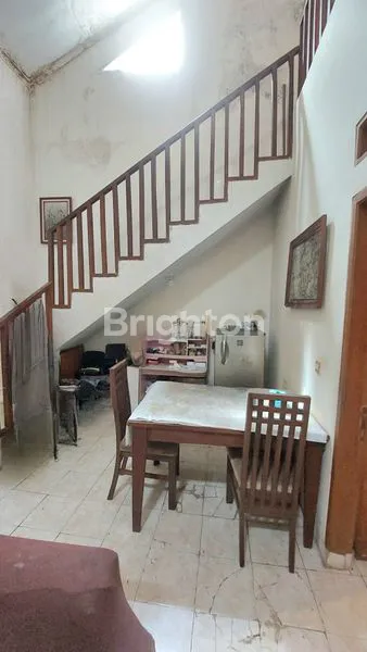 image RUMAH 2 LANTAI VIEW KOTA DI GRIYA BUKIT MAS CIKUTRA BANDUNG (4)