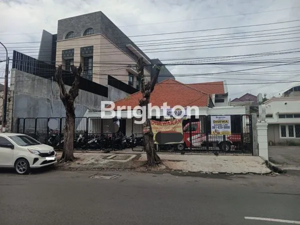 image RUMAH USAHA JALAN TIDAR PUSAT KOTA SURABAYA DISEWAKAN (1)