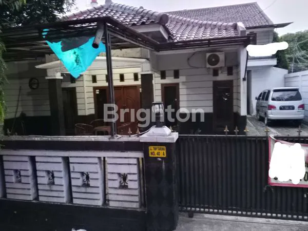 RUMAH MEWAH 2 LANTAI PLUS KOS AKTIF DI PUSAT KOTA TANGERANG